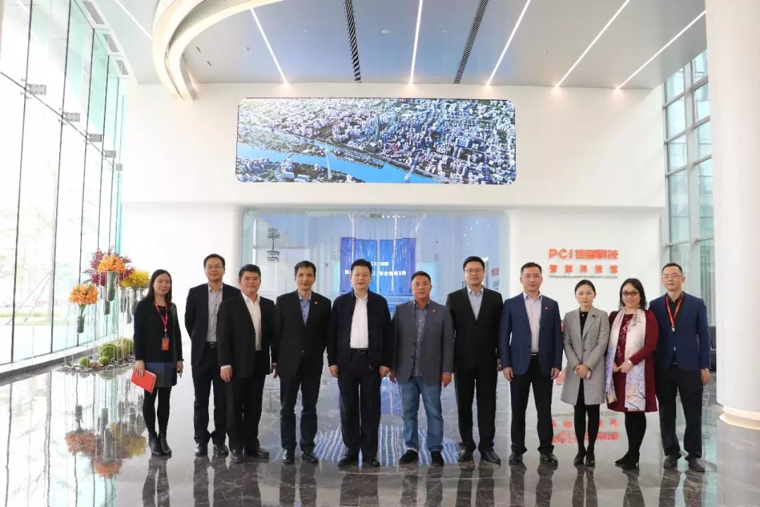 1545300574524256.jpg 640.webp.jpg